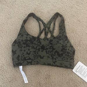 Lululemon free to be bra top